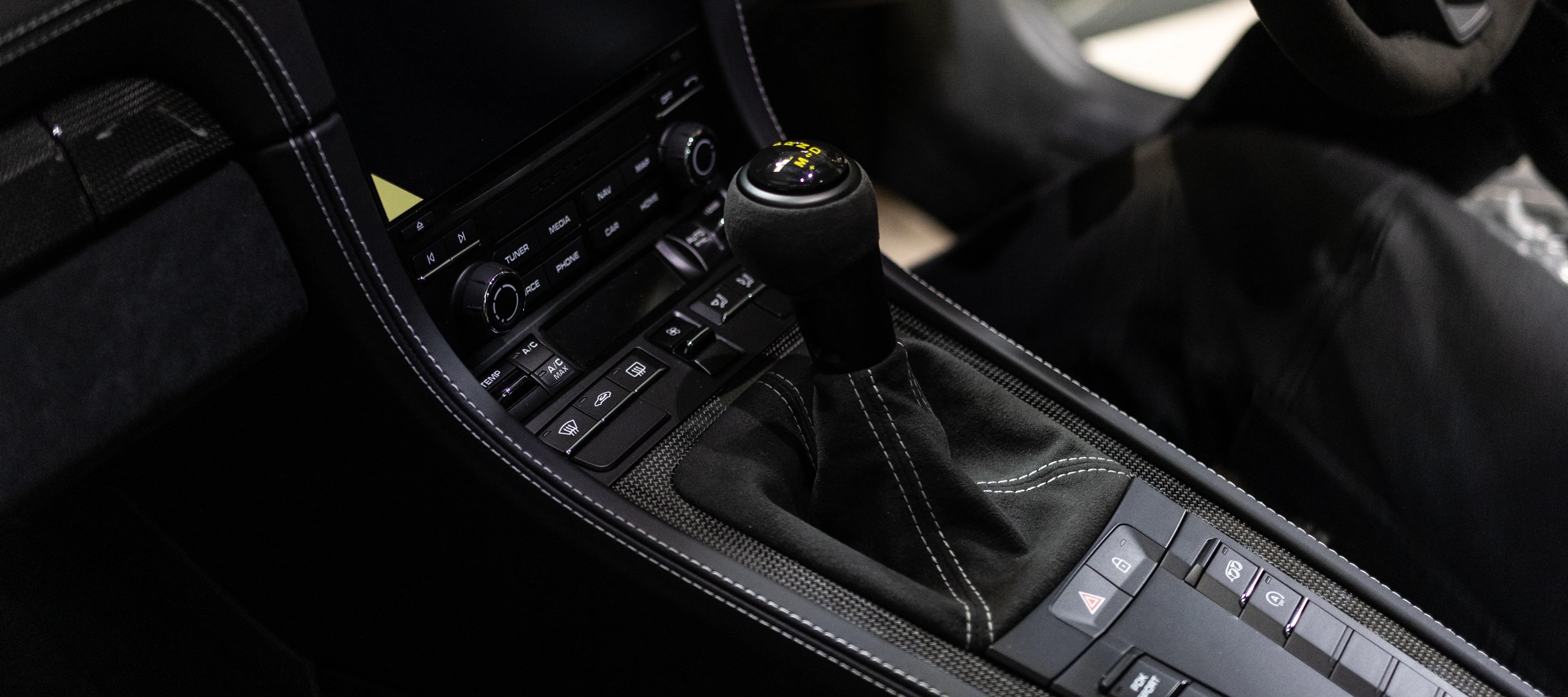 ALCANTARA PDK SHIFT LEVER - Image 18