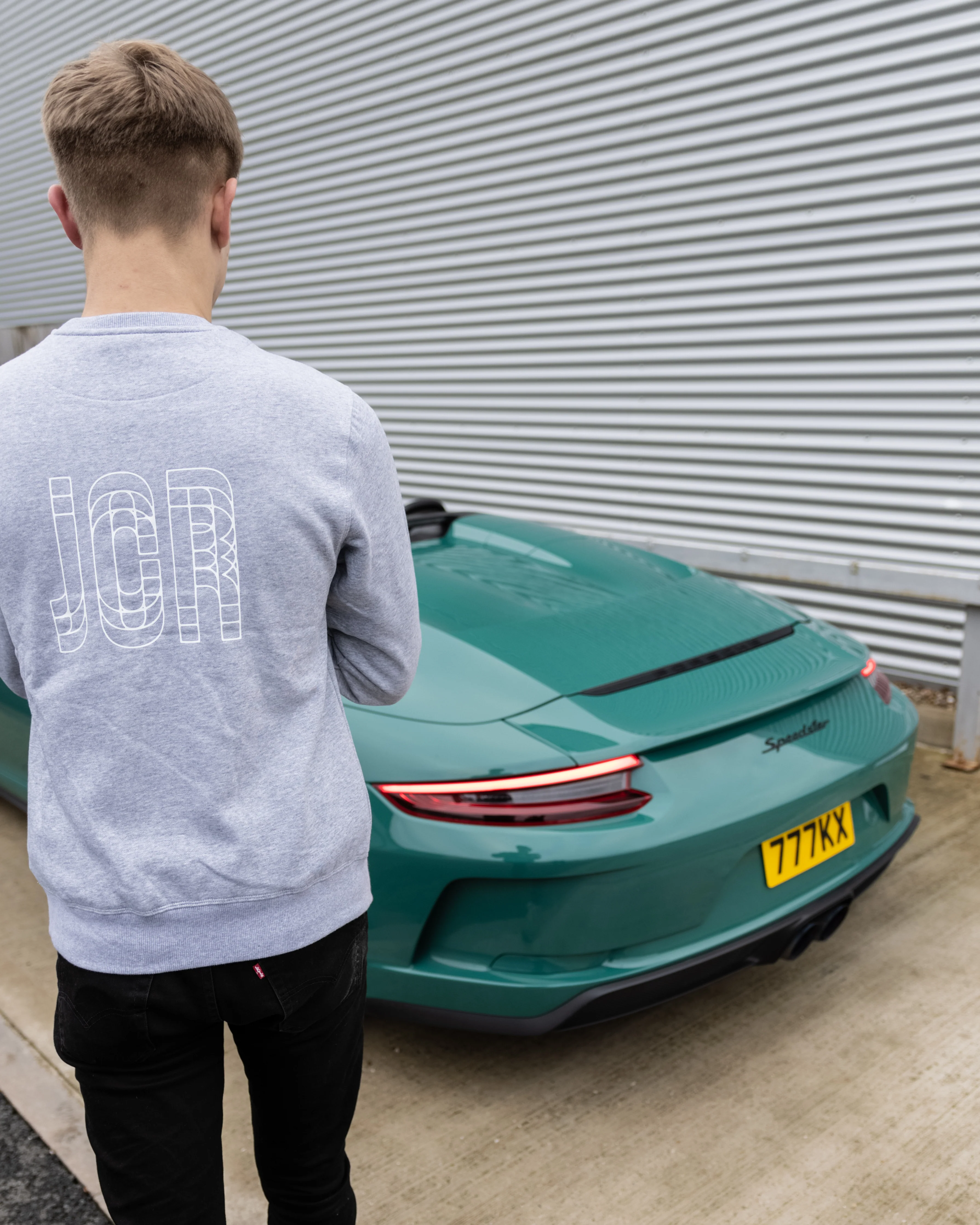 GREY SWEATSHIRT - Image 4